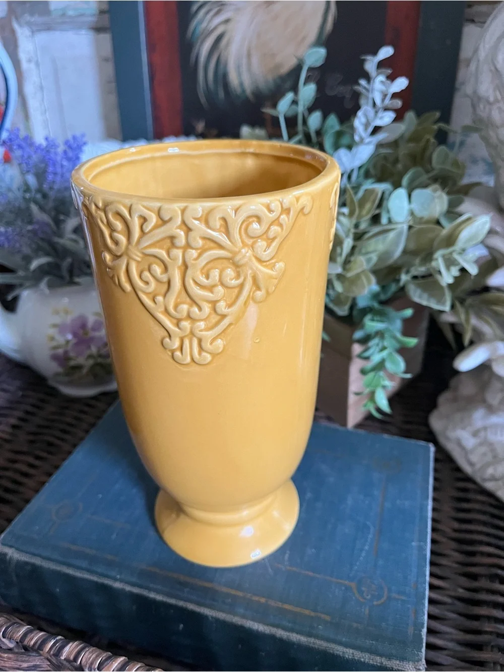 b + B Studio Pottery Ceramic Vase